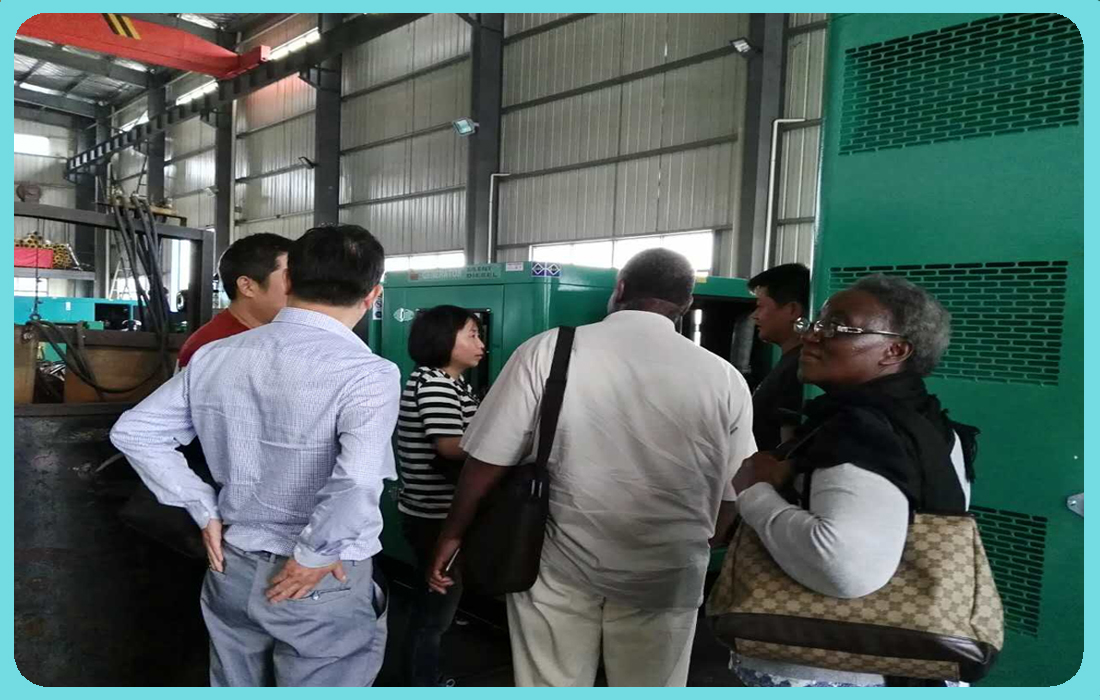 南美客戶來訪我公司工廠考察柴油發(fā)電機(jī)組