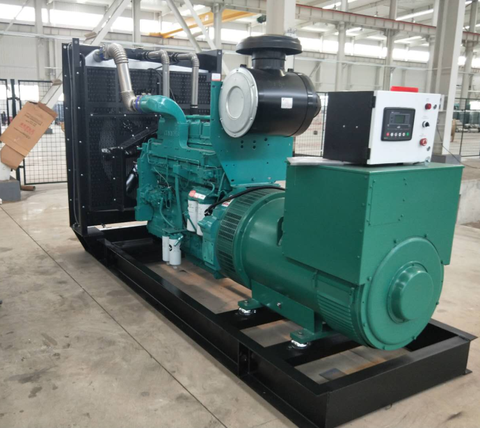 350KW康明斯柴油發電機組調試檢測完畢待發成都！